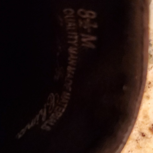 Easy Street Comfort Waves Shoes - Picture 6 of 7